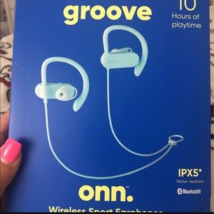 groove wireless headphones